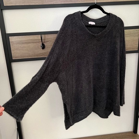 Pink Lily Fuzzy Sweater - Picture 5 of 7